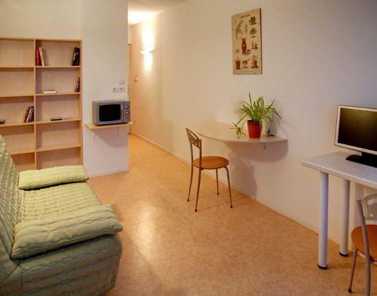 Vandoeuvre-lès-Nancy Kosy Appart'Hotels - La Maison Des Chercheurs מראה חיצוני תמונה